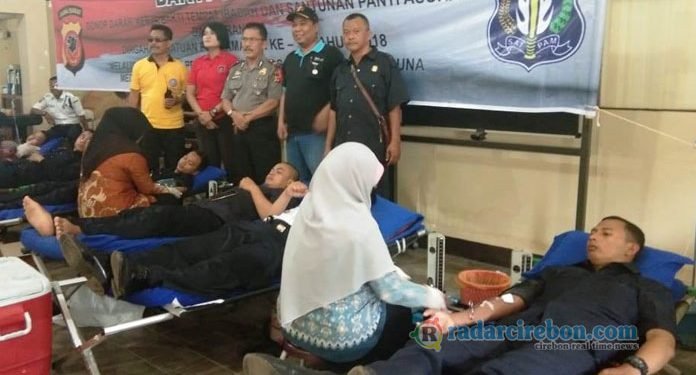 Peringati HUT Satpam ke-3, Polres Cirebon Gelar Donor Darah