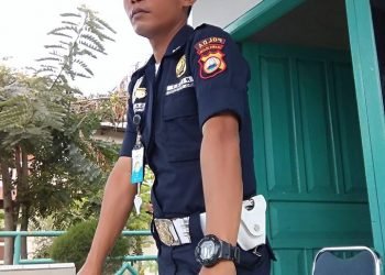 Mencintai Profesi Satpam