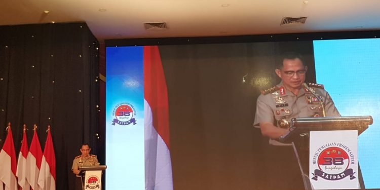 Kapolri Pimpin Upacara HUT Satpam ke-38 di PTIK Jakarta