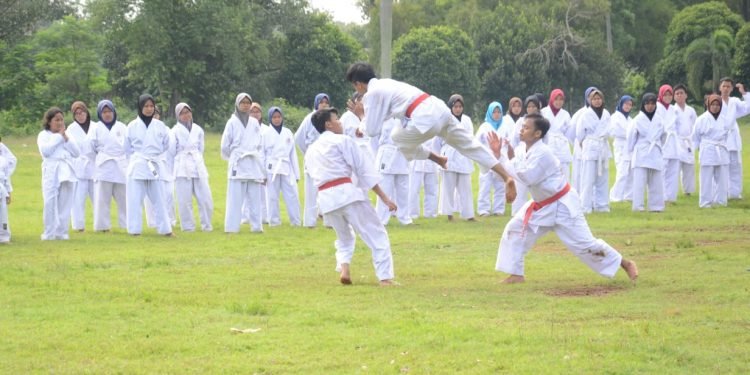 Satpam Pupuk Kujang Harus Mampu Gashuku Karate
