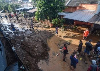 Perjuangan Satpam Wahyudin Selamatkan Warga dari Banjir Bandang