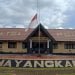 Kantor Kepolisian dan APSI Kibarkan Bendera Setengah Tiang