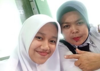 Bangga Dengan Seragamku