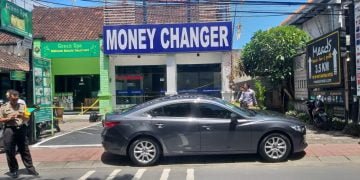 Lumpuhkan Satpam dan Karyawan, Rampok Gasak Uang 900 Juta