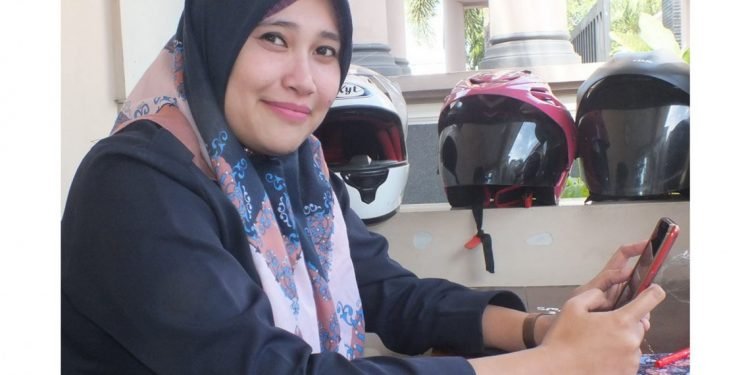 Anisah Agustin Bangga menjadi Satpam Sekolah