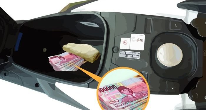 Dikira Aman Simpan Uang di Jok Motor, Satpam Ini Kecolongan