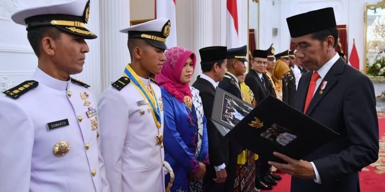 Ini Pesan Presiden Jokowi Saat Melantik Perwira TNI-Polri