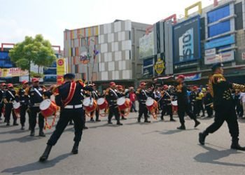Drumband Canka Putra Perkasa Ramaikan HUT RI ke-74 di Batam