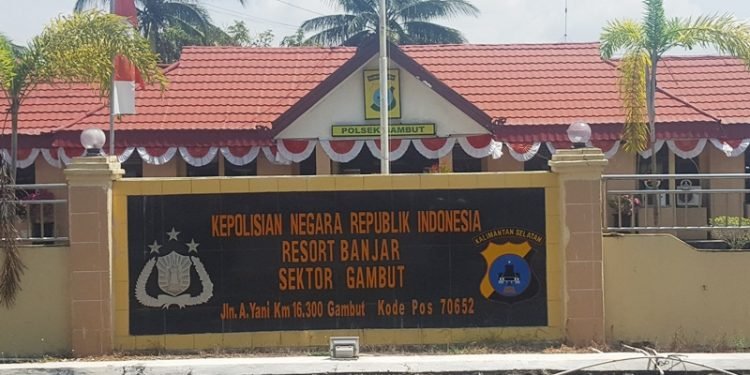 Setiap Jumat Polsek Gambut Berikan Pelatihan Satpam Gratis
