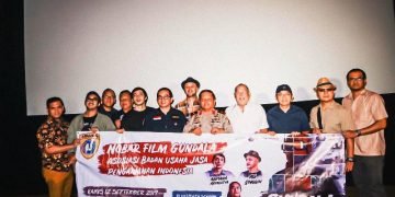 Polri dan Ketua Lintas Asosiasi Security Nobar Film Gundala