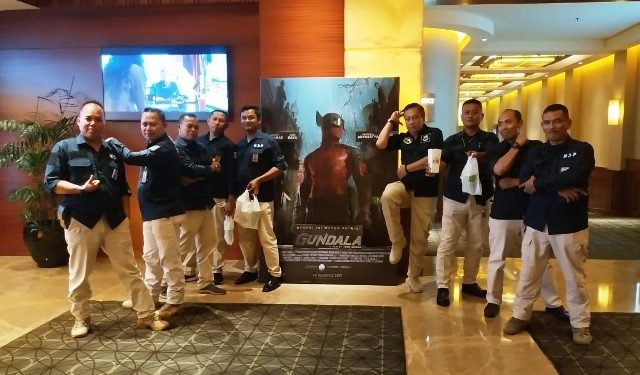 Satpam BSP Nobar Film Gundala di Senayan Plaza bersama ABUJAPI