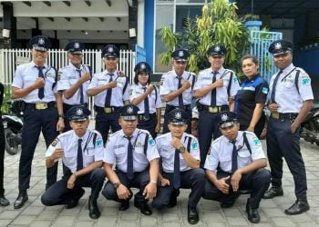 Kompak dan Penuh Semangat