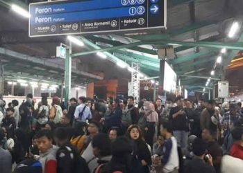 KRL Tertunda Akibat Tawuran, Petugas Keamanan Stasiun Diturunkan
