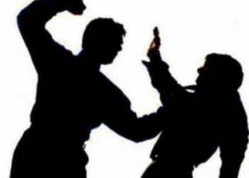 Satpam Dipukul Bule Saat Jaga Malam di Bali