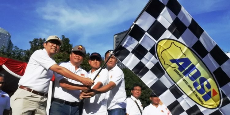 Inilah Pemenang Lomba Gerak Jalan Satpam di Polda Metro Jaya