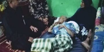 HUT Satpam, Santuni Mantan Satpam yang Lumpuh di Lhokseumawe