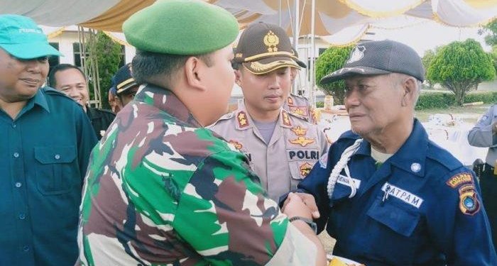 Kapolres Bangka Barat Beri Surprise Satpam Berusia 101 Tahun