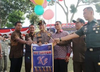 Kapolres Simalungun Pimpin Upacara HUT Satpam ke-39