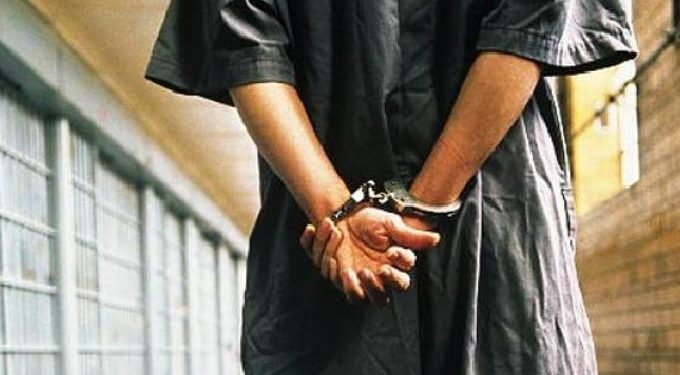 Satpam Tangkap Pencuri Susu di Lotte Mart Surabaya