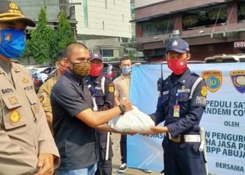 abujapi peduli satpam