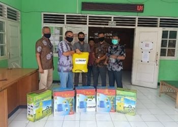SIGAP Berikan Peralatan Disinfektan ke Pemdes Dayeuh