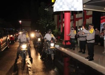 Polda Kalteng Bagikan 350 Makan Sahur ke Satpam dan Marbot Masjid