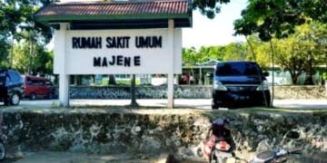 Mahasiswa Desak RSUD Majene Pekerjakan Kembali Tiga Satpam
