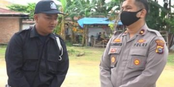 Pantang Menyerah, Deni Menjadi Satpam untuk Kebutuhan Ibu dan Adiknya