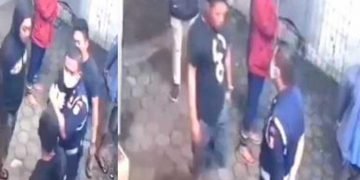 Sabar dan Tenang, Satpam Bank Dipersekusi Oleh Kawanan Tak Bermasker