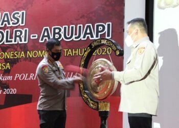 Kabaharkam Buka Rakor ABUJAPI dan Sosialisasi Perpol Pam Swakarsa