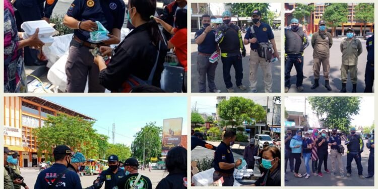 KBS Jawa Timur Berbagi 500 Bungkus Nasi dan Masker di Surabaya