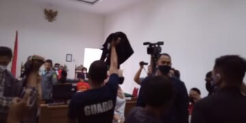 Bentuk Keprihatinan, KBKS Bantu Keluarga Korban Teluk Bayur  