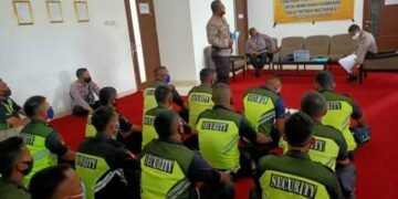 Kasat Binmas Polres Kapuas Berikan Pembinaan kepada Satpam