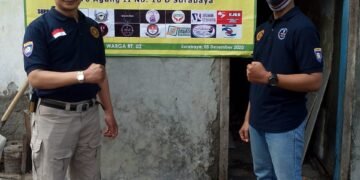 Sambut HUT ke-40 Satpam, Komunitas KBS RI Jatim Bedah Rumah Satpam Lansia