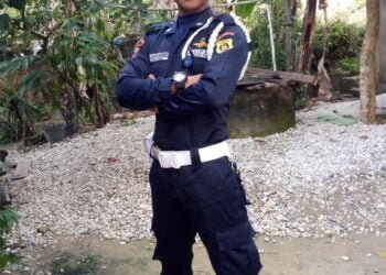 Tidak Semua Orang Kuat Menjadi Satpam