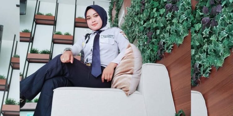 Secwan Suminem, Senyum Menawan Sang Penjaga Keamanan