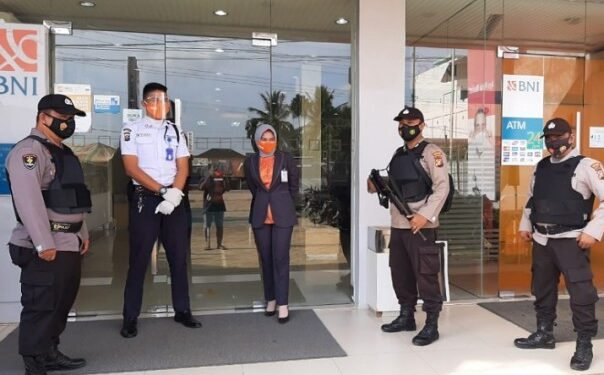 Patroli Dialogis, Polsek Ukui Sambangi Satpam Bank