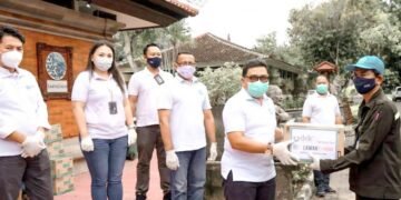 Garda Terdepan Cegah Covid-19, Satpam Terima Disinfektan dari ITDC