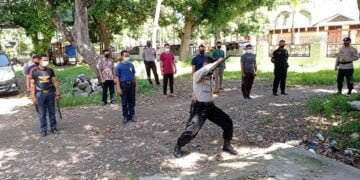 Polres Sumbawa Latih Satpam Beladiri dan Senam Tongkat