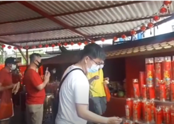 Polri dan Satpam Amankan Perayaan Tahun Baru Imlek di Vihara