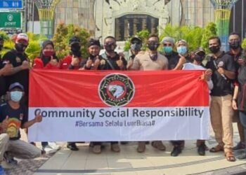 Valentine, Komunitas BSL Bagi-bagi Nasi Bungkus