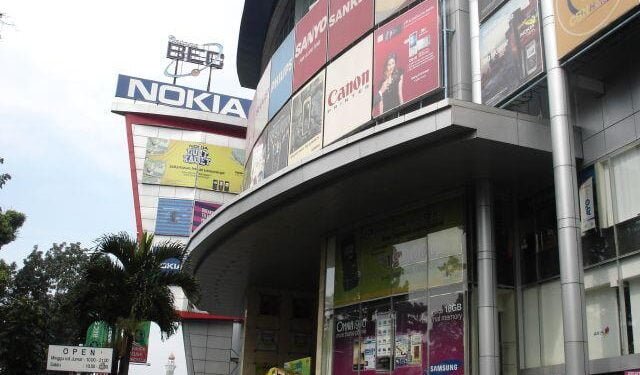 Kehabisan Oksigen Saat Kebakaran, Dua Satpam Pingsan