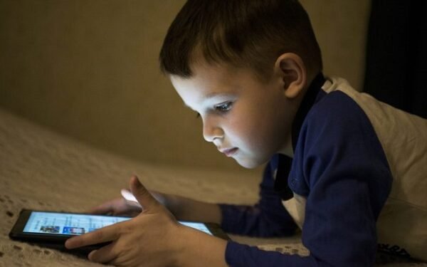 5 Tips Menjaga Keamanan Anak di Dunia Online