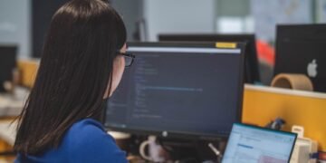 70 Persen Orang Khawatir Soal Keamanan Data Pribadi Saat WFH