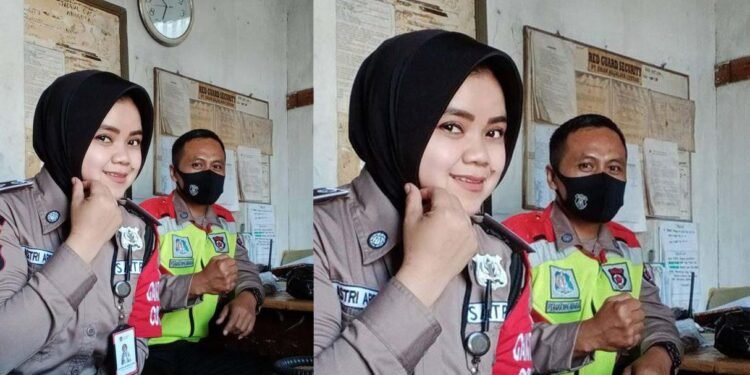 Hari Pertama Pakai Seragam Baru Satpam