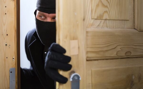 Rumah Satpam Kemalingan, Rp11,7 Juta Raib