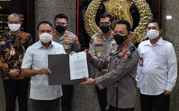 Polres Malang Gelar Simulasi Pengamanan untuk Piala Menpora 2021