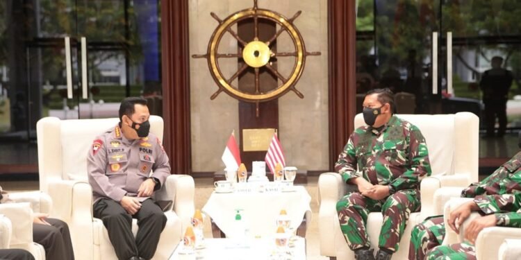 Polri-TNI AL Tingkatkan Kerja Sama Keamanan Perairan Laut