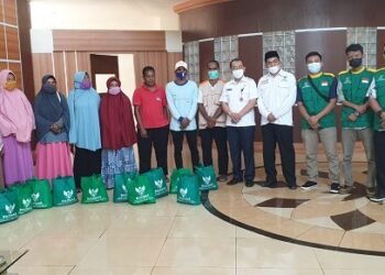 Ramadan, Baznas Luwu Timur Salurkan Bantuan ke Satpam