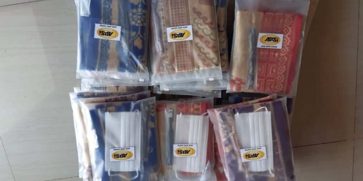 Jelang Ramadhan, DPD APSI Kepri Bagikan Sajadah, Tasbih dan Masker